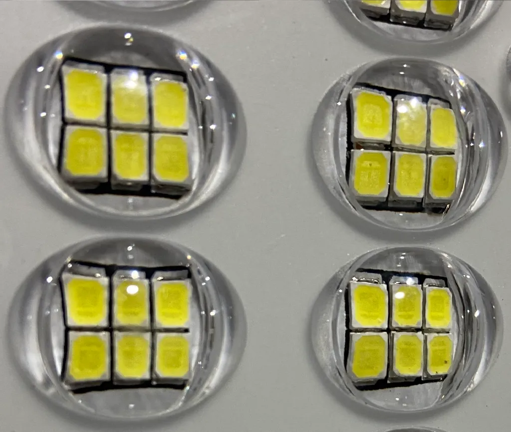6 led flood-2.webp